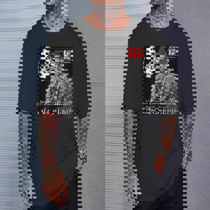 Life Picture Collection ディジー ガレスピー ／ トランペット（1） Tシャツ 彼への贈り物