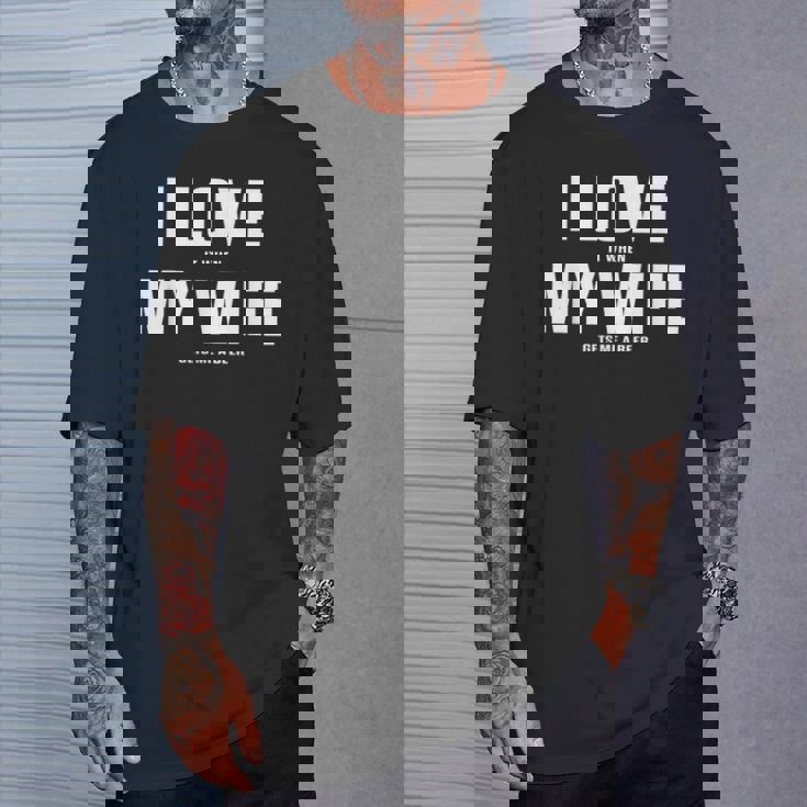 I Love It When My Wife Gets Me A Beer シャツ Tシャツ 彼への贈り物