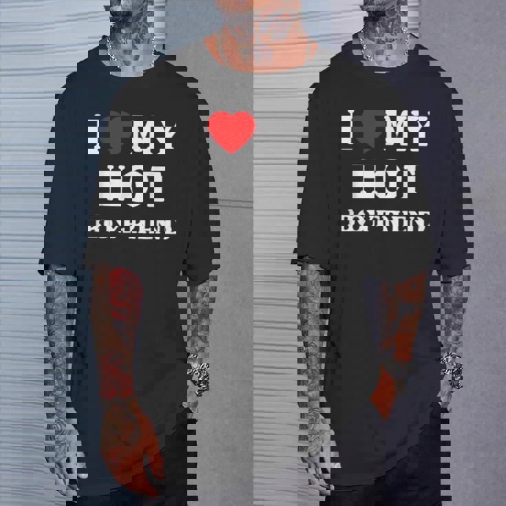 I Love My Hot Boyfriend シャツ マッチング I Heart My Boyfriend Tシャツ 彼への贈り物