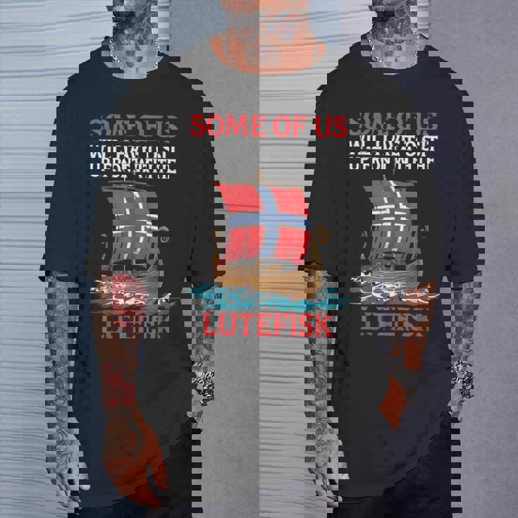 Lutefisk Who Will についてお子様に話さないでください。 Tシャツ 彼への贈り物