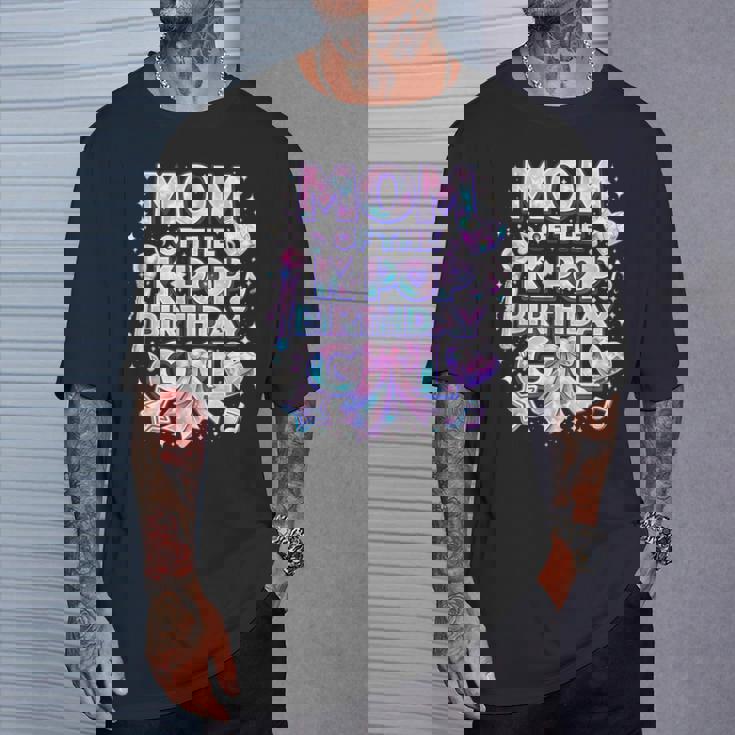 Mom Of The K-Pop Birthday Girls Korean Music Music Lovers T-Shirt Gifts for Him