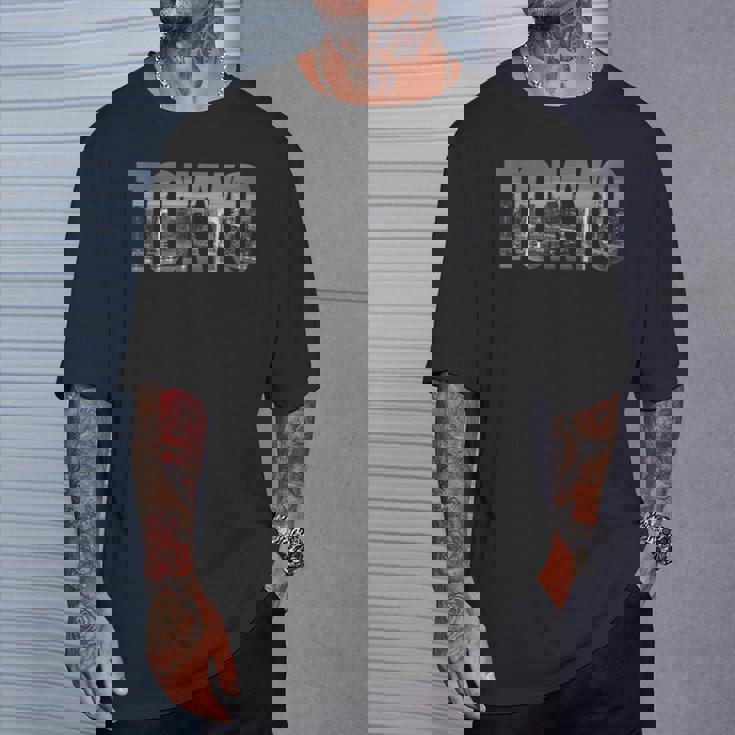 Tokyokyline Rainbow Bridge Tokyo Tower Tシャツ 彼への贈り物