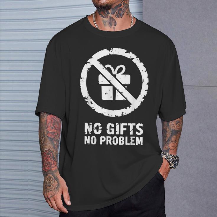 Un Noël Drôle Et Grincheux Pas De Cadeaux Pas De Problème T-Shirt Cadeaux pour lui