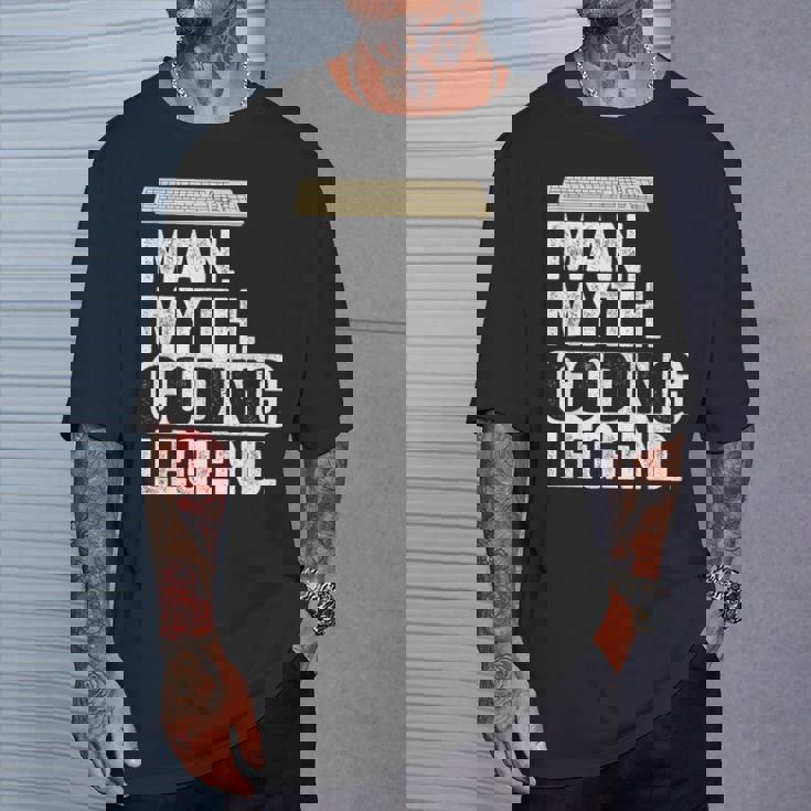 Uomo Mito Codifica Leggenda Coder Papà Geek Computer Programmer Maglietta Regalos para él