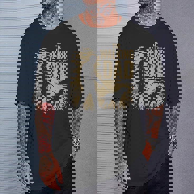 Uomo The Walking Dad Per Festa Del Papà Gassi Camminare E Cani Papà Maglietta Regalos para él