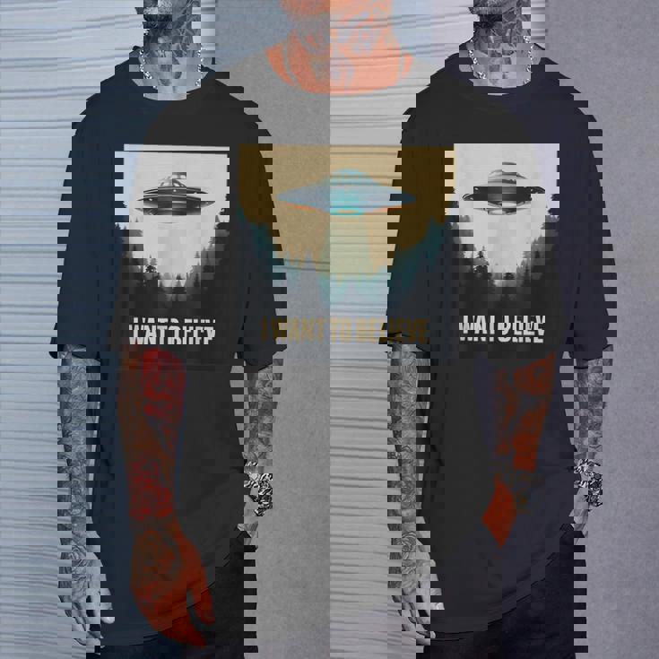 I Want To Believe ヴィンテージ Ufo エイリアン クラフト 夢の出会い Tシャツ 彼への贈り物