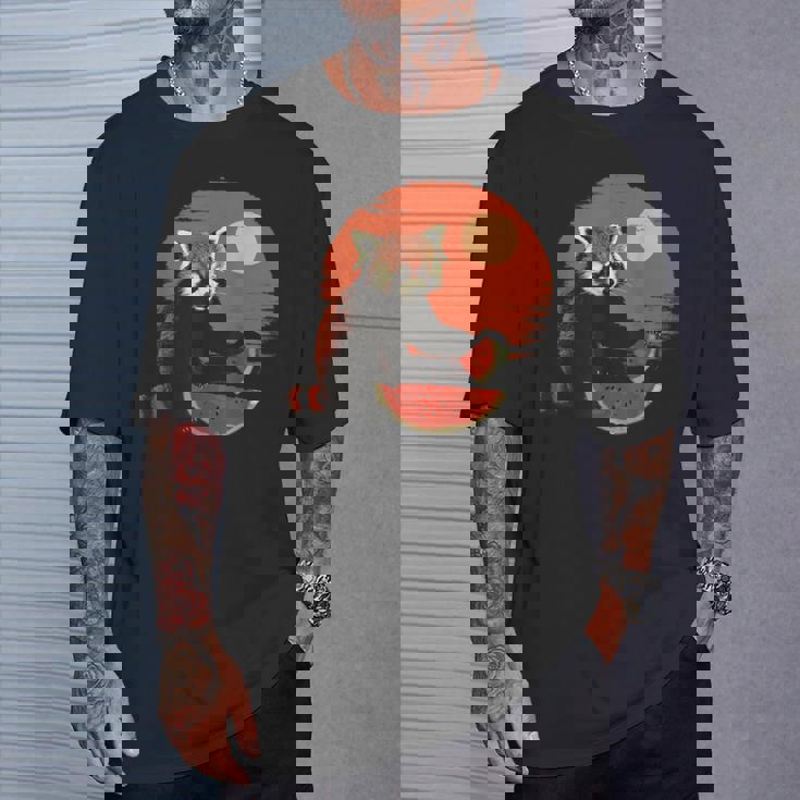 かわいいリトルパンダ くまの子 レッサーパンダ ベビーパンダ Tシャツ 彼への贈り物