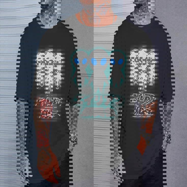 エイリアン振興会（宇宙人）グレイ【ゆるフレンズ】（変なデザイン屋さん）かわいい 面白い Tシャツ 彼への贈り物