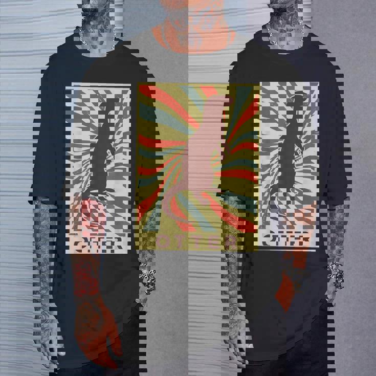 カワウソ 動物 レトロ ヴィンテージ カワウソ Tシャツ 彼への贈り物