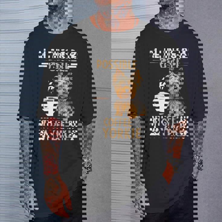 コーヒーとヨーキー ヨークシャー テリアでできるすべてのこと Tシャツ 彼への贈り物