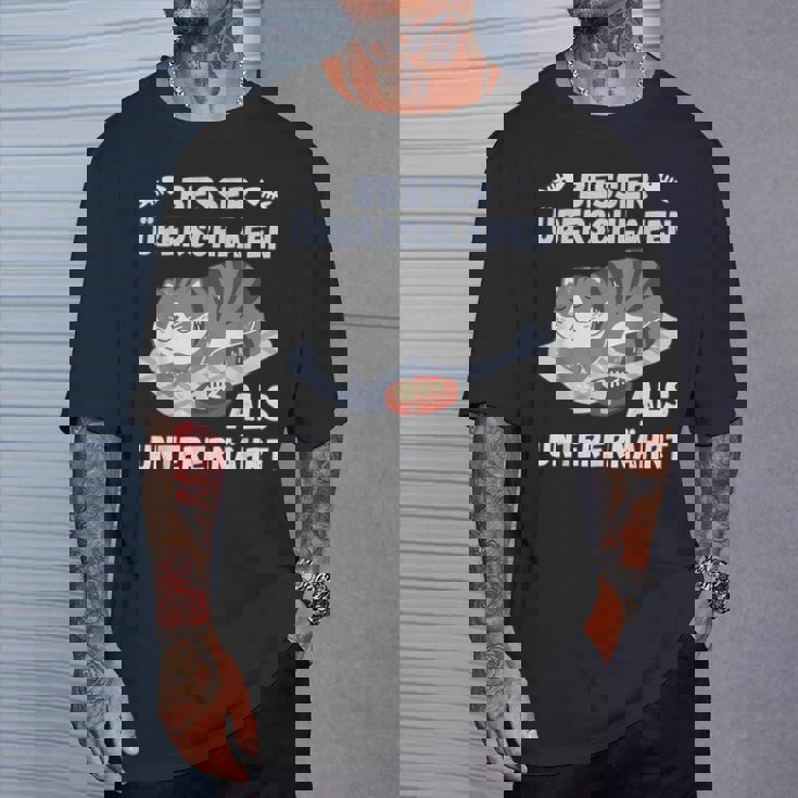 スリープシャツ猫、面白い、ドイツ語で Tシャツ 彼への贈り物