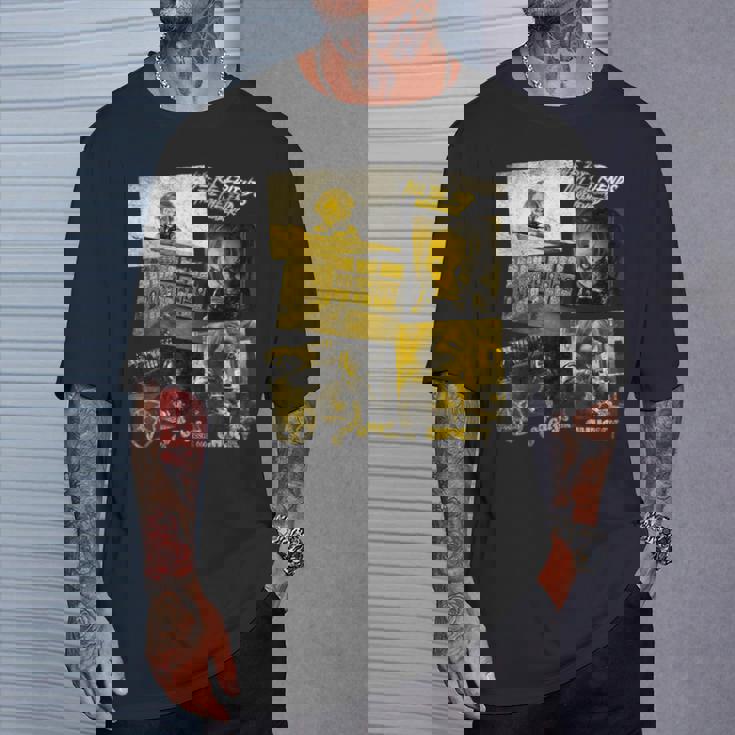 チャッキー Golden Horror Panels Retro Tシャツ 彼への贈り物