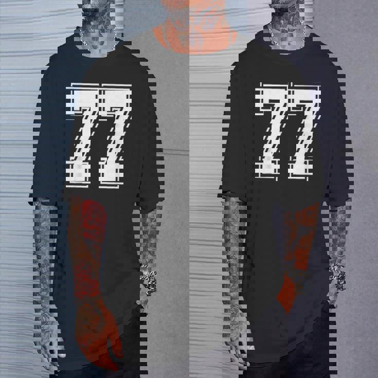 ナンバー77 野球 フットボール 誕生日 Tシャツ 彼への贈り物