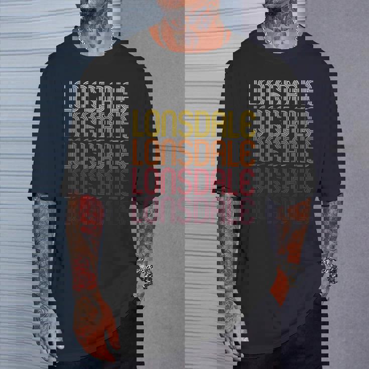 ミネソタ州ロンズデール Tシャツ 彼への贈り物