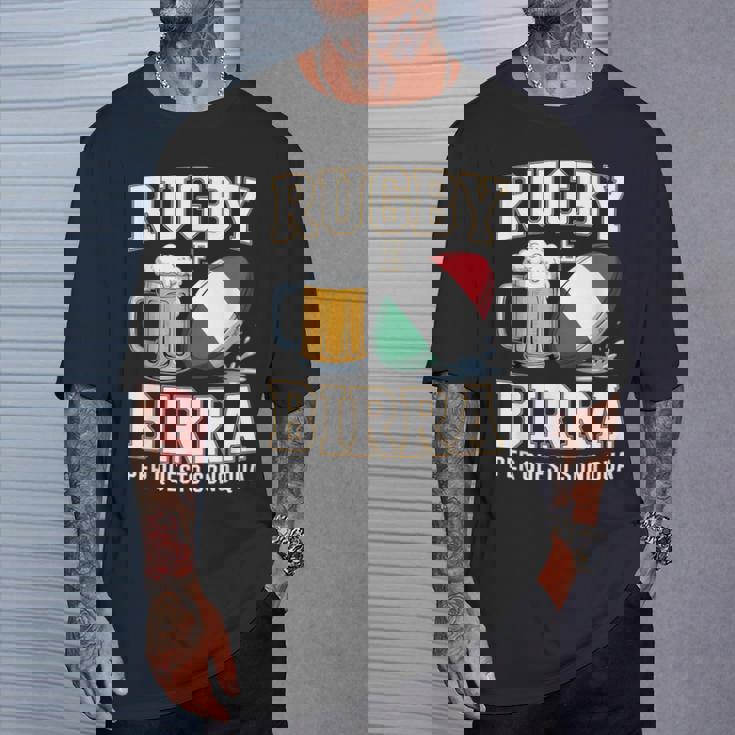 ラグビーとビール だからこそ私はここにいます イタリアのラグビーファン Tシャツ 彼への贈り物