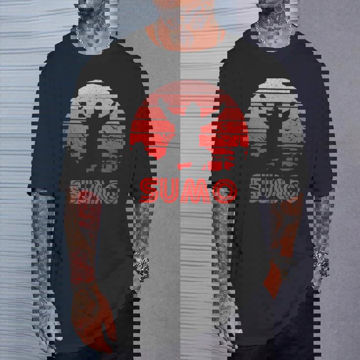 レトロサンセット相撲 Tシャツ 彼への贈り物