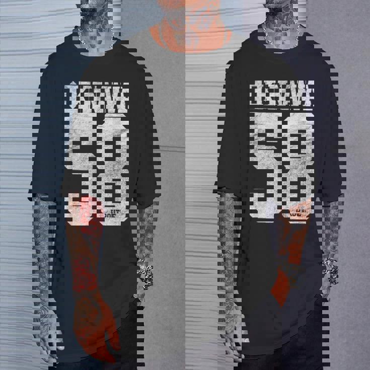 ヴィンテージ バラエティ 沖縄 日本 Tシャツ 彼への贈り物