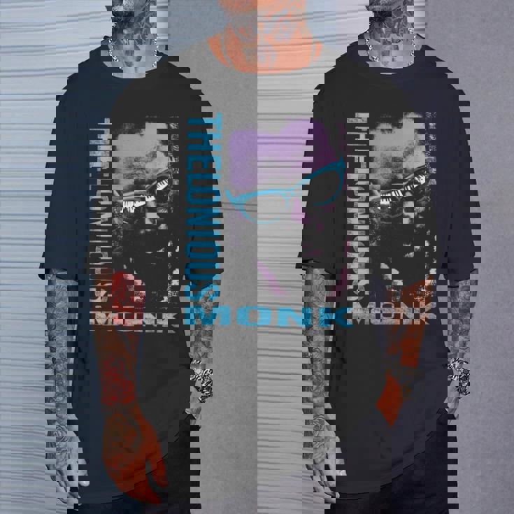 公式セロニアス・モンク・ジャズ・アイコン・マーチ イタリアの鍵盤 Tシャツ 彼への贈り物