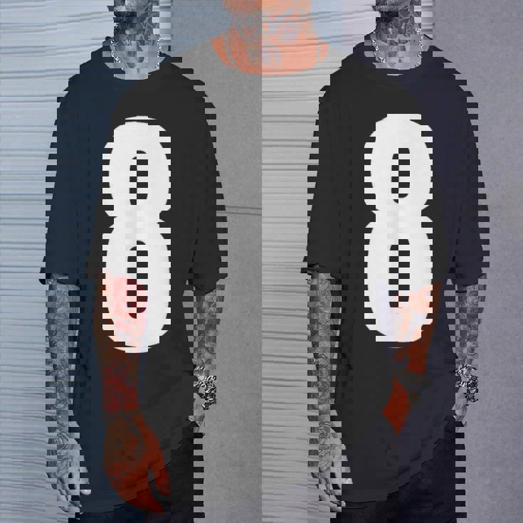 数字 8 数字 8 プレーン 白 数字 Tシャツ 彼への贈り物