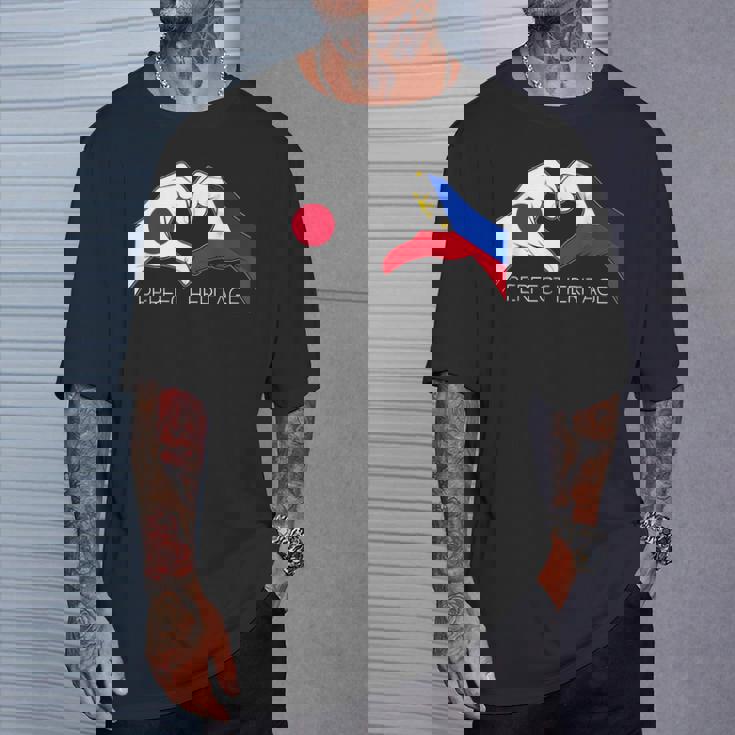 日本とフィリピン フィリピン人 日本人パーフェクトヘリテージ ヘア Tシャツ 彼への贈り物
