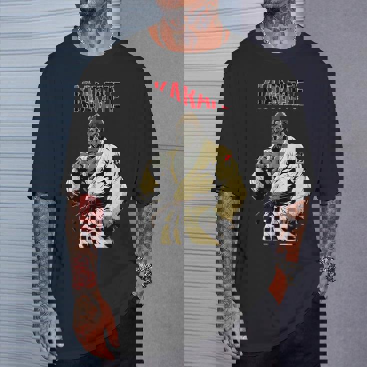 空手ゴリラ 空手ファイティングゴリラ Tシャツ 彼への贈り物