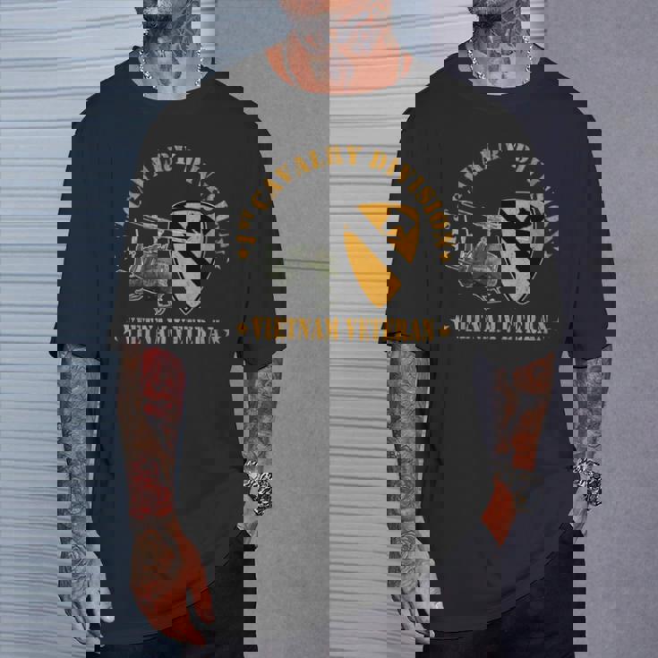 第1空騎兵師団 ベトナム 退役軍人 Uh1 ガンシップパパ 長袖tシャツ Tシャツ 彼への贈り物