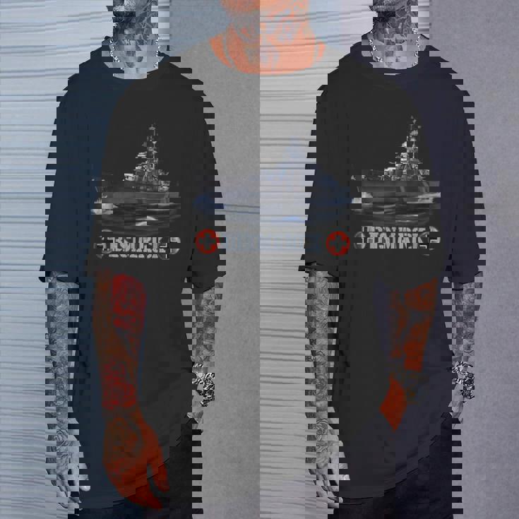 第二次世界大戦のドイツ戦艦ビスマルク Tシャツ 彼への贈り物