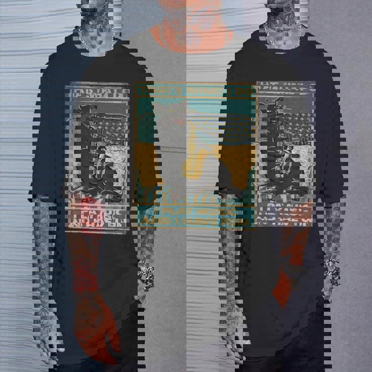 面白い レトロ 猫 演奏 サックス ヴィンテージ 音楽 Tシャツ 彼への贈り物