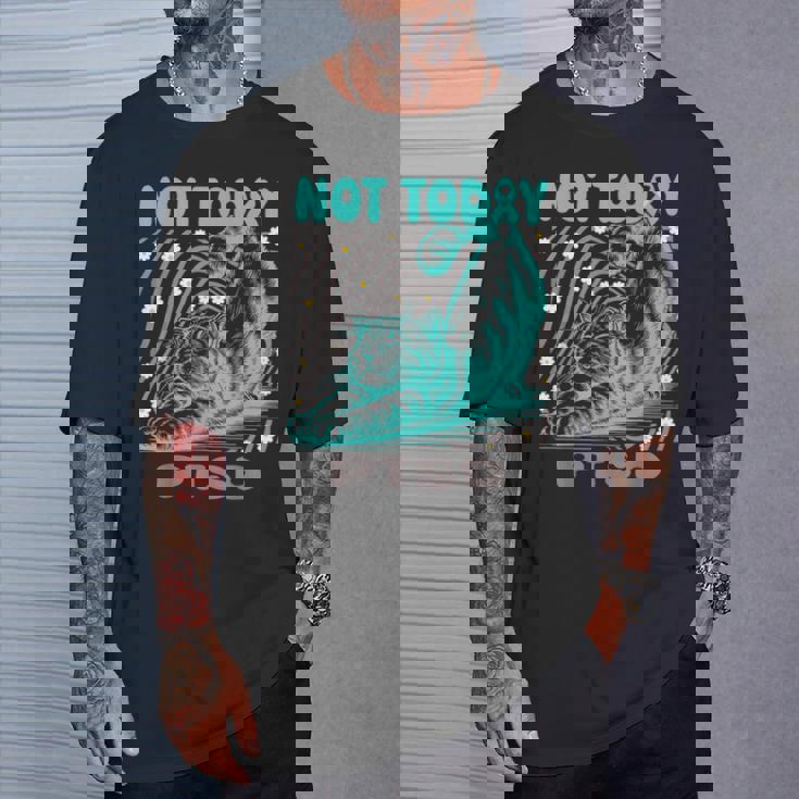 面白いptsd啓発リラックス猫は今日ではありません Tシャツ 彼への贈り物