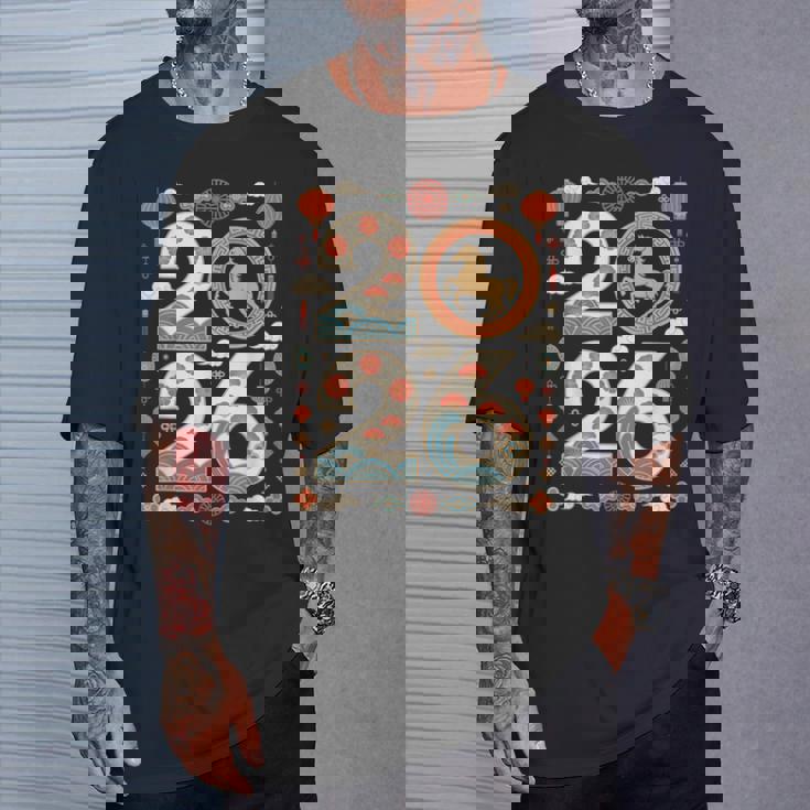 馬の年 – 干支 2026年 Tシャツ 彼への贈り物