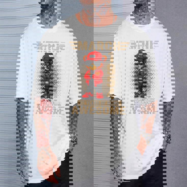 3月 72歳の誕生日 男性 女性 1954年 素晴らしいテディベア Tシャツ 彼への贈り物