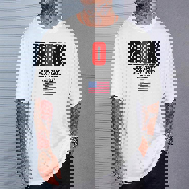 The Bronx Outfit I Love Bronx The Bronx New York City Tシャツ 彼への贈り物