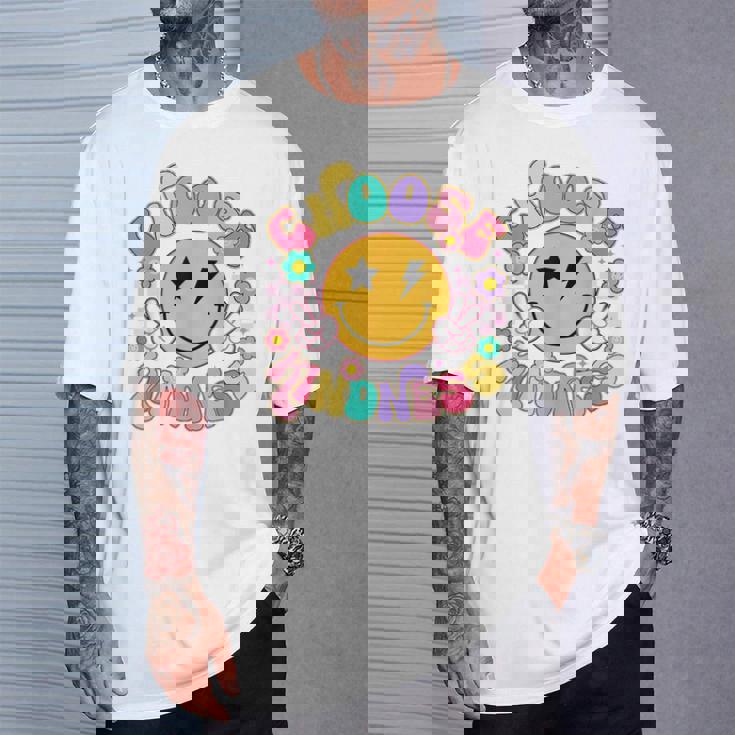 Cute Choose Kindness Groovy Smile Face Inspirational Be Kind T-Shirt Gifts for Him