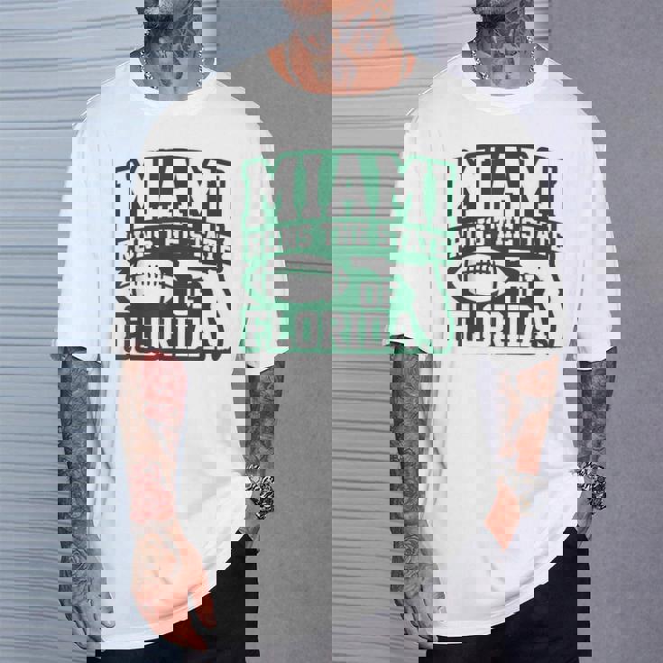 Miami Runs The State Of Florida Dade County 305 Pride T-Shirt Gifts for Him