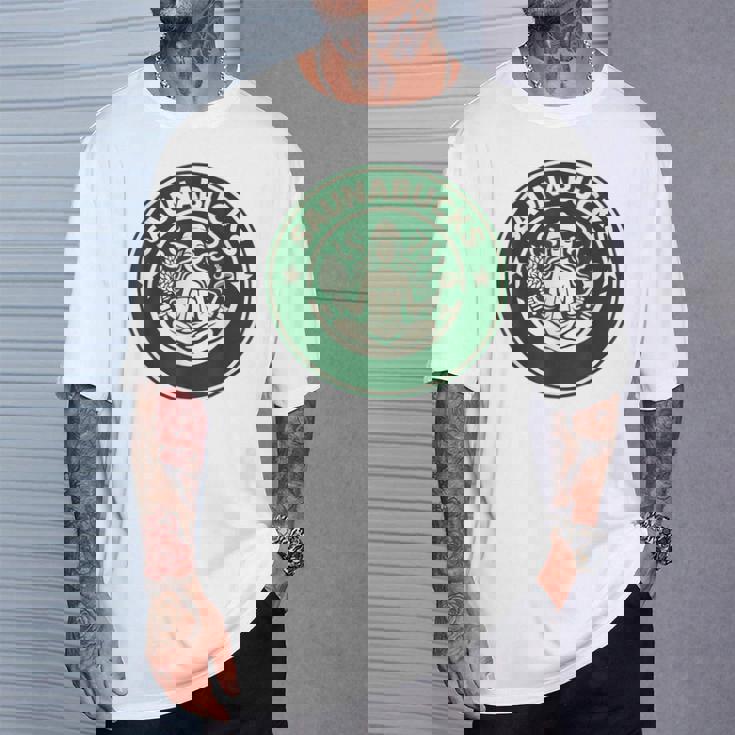 Saunabucks サウナ パロディ サウナー向け おもしろデザイン ととのう グッズ おもしろ 文字 スタバ カフェ Tシャツ 彼への贈り物