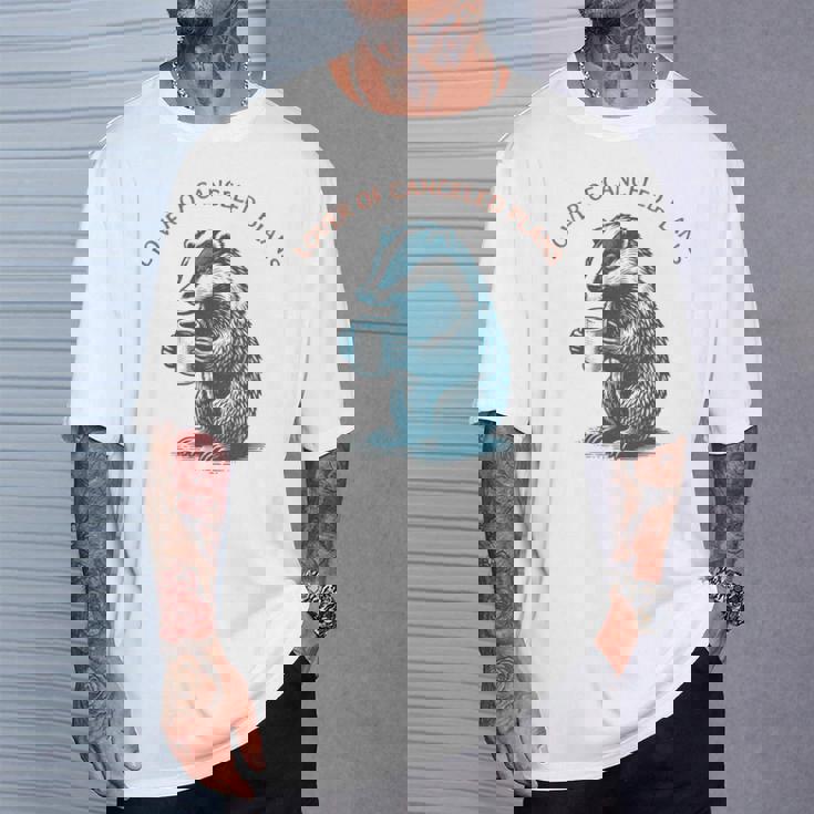 キャンセルされた計画の恋人 コーヒーを飲むアナグマ 長袖tシャツ Tシャツ 彼への贈り物