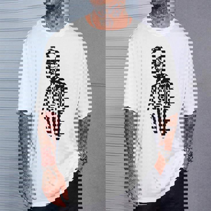 サルバドール・アジェンデ チリ社会主義者 Tシャツ 彼への贈り物