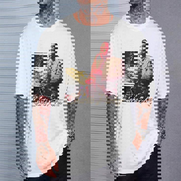 チャーリー_002_Back Printed Tシャツ 彼への贈り物