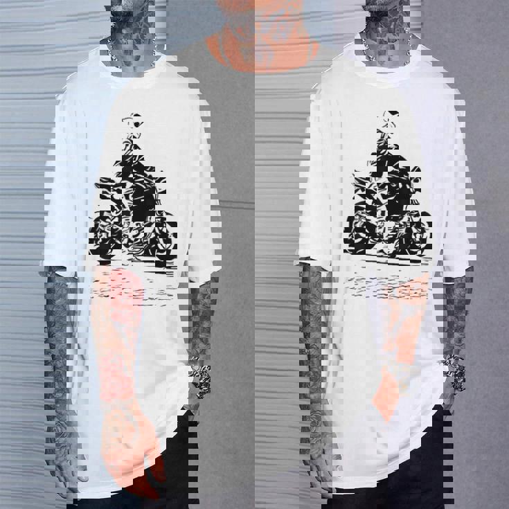 バイク オリジナル作品 タトゥーバイカーv650-Twin Cafe Tシャツ 彼への贈り物