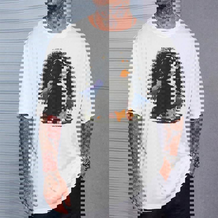 バーニーズマウンテンドッグ かわいいバーニーズマウンテンドッグ Tシャツ 彼への贈り物