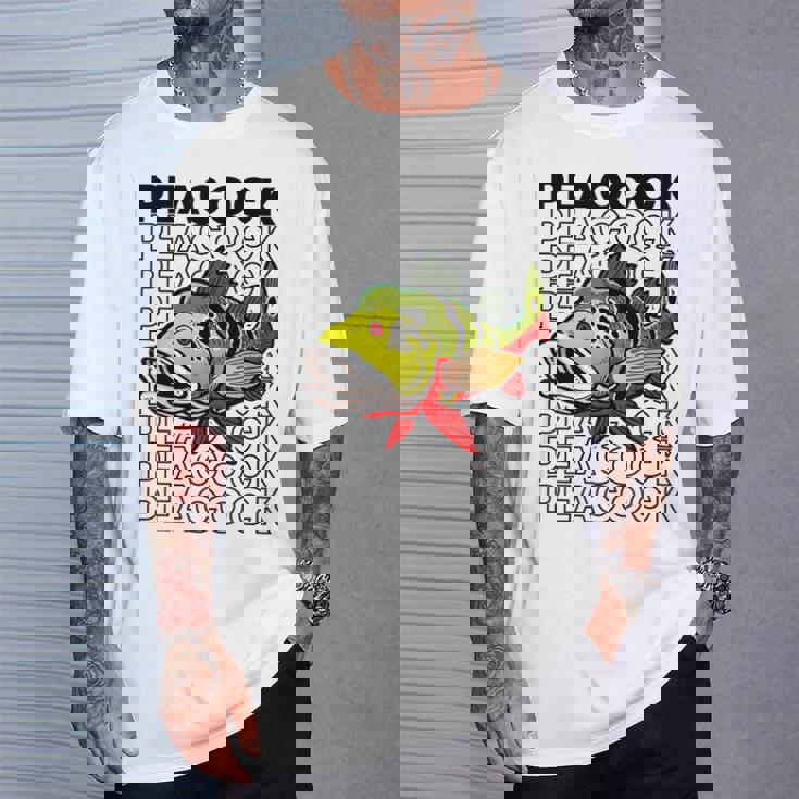 ピーコックバス 80 年代スタイルのモンスターフィッシュキーパー Tシャツ 彼への贈り物