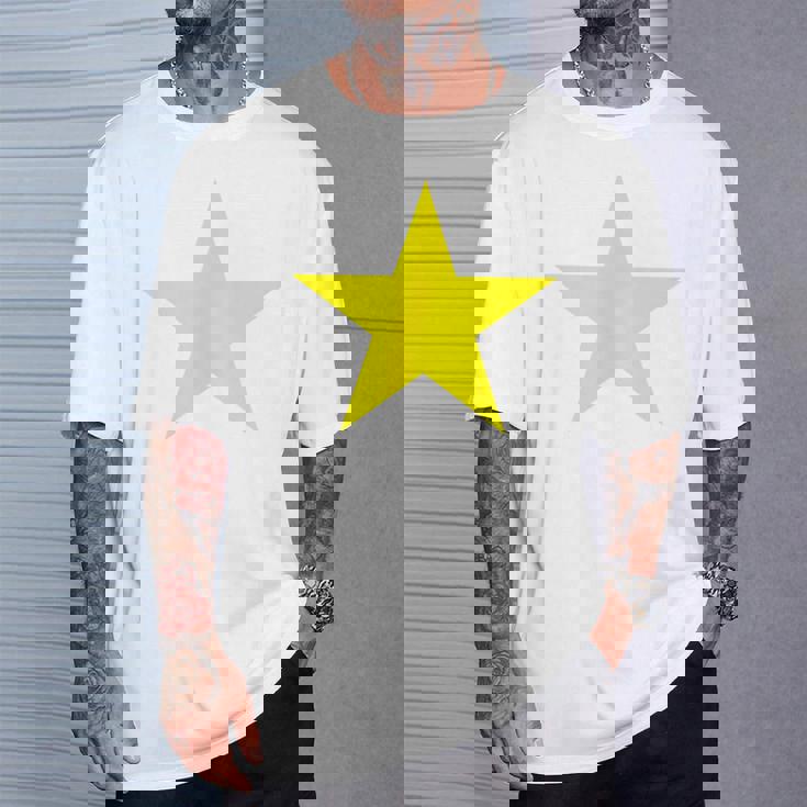 ベトナム国旗 ベトナム国旗 愛国的 メンズ キッズ レディース Tシャツ 彼への贈り物