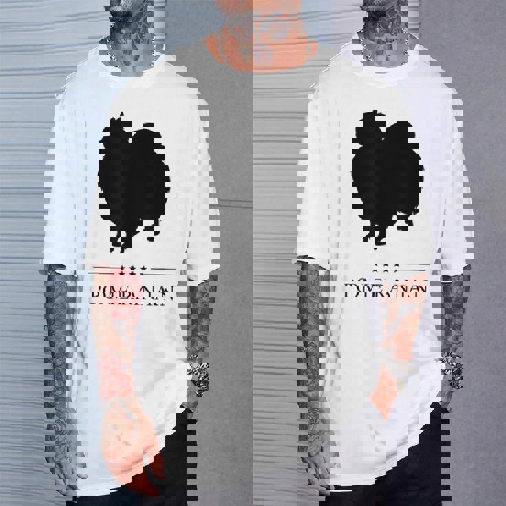 ポメラニアンブラックシルエット Tシャツ 彼への贈り物