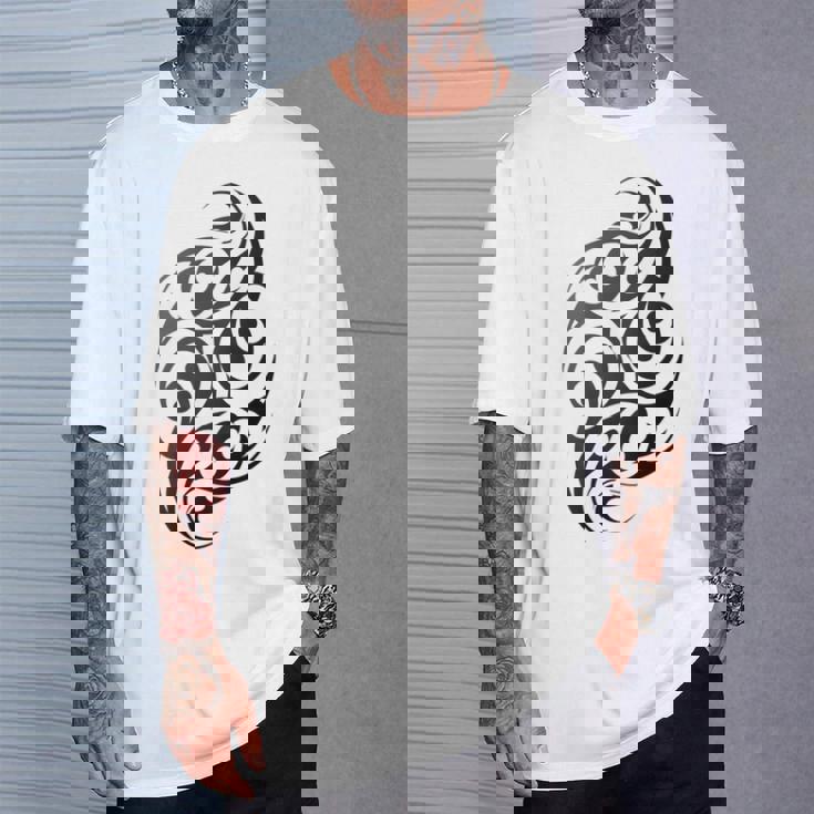 伝統的な本物のマオリ族タトゥーニュージーランド。 Tシャツ 彼への贈り物