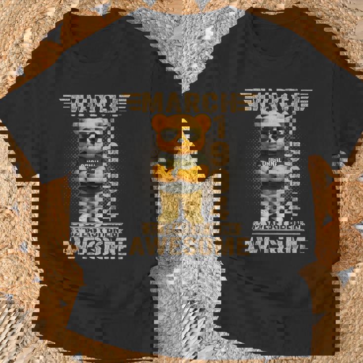 32歳 1994年3月 テディベア 32歳 誕生日 男性 女性 Tシャツ 高齢者への贈り物