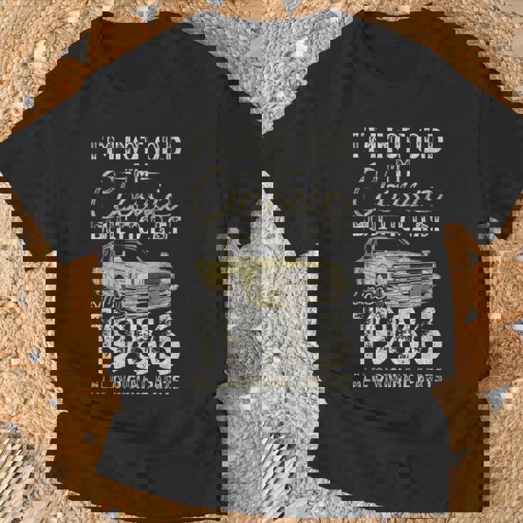 40 歳の誕生日、1986 年以来、クラシックカー、40 歳 Tシャツ 高齢者への贈り物