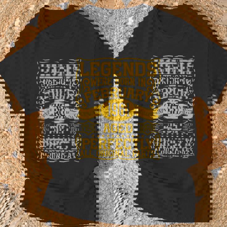 55歳の誕生日伝説は1961年2月に誕生しました。 Tシャツ 高齢者への贈り物