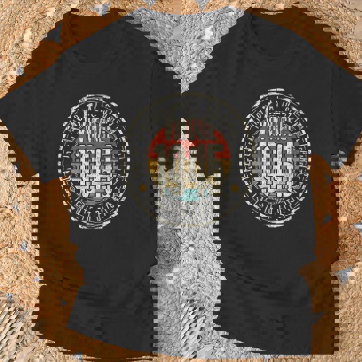 81歳 ヴィンテージ 1945年限定版 81歳の誕生日 Tシャツ 高齢者への贈り物