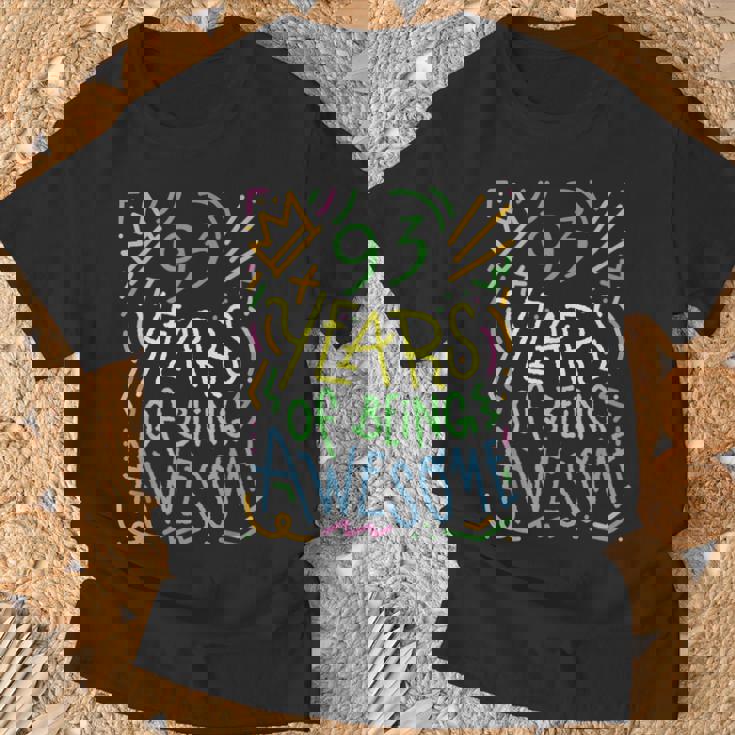 93 Years Of Being Awesome 93歳の誕生日 93歳 Tシャツ 高齢者への贈り物