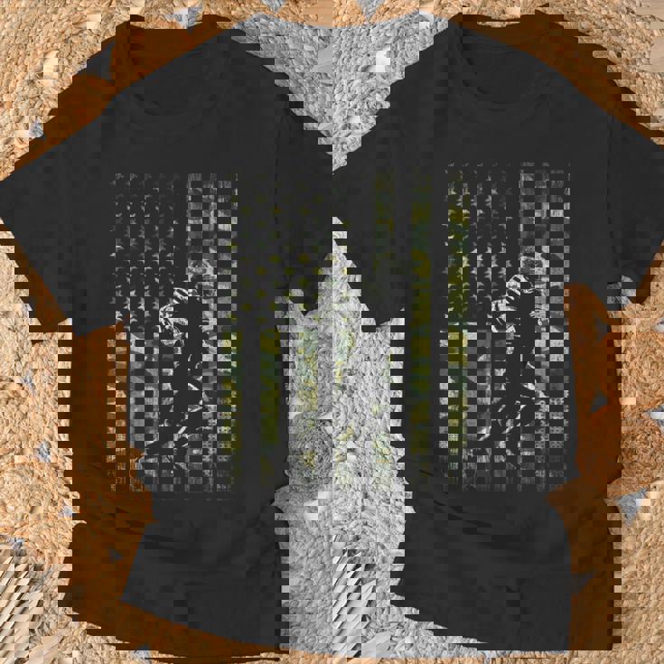 American Football Player Camo US Flag Men Boy Kids T-Shirt Gifts for Old Men